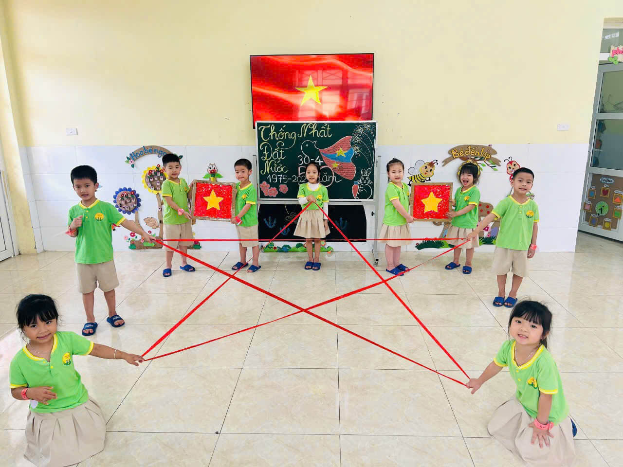 Kỷ niệm ngày thống nhất 30-4